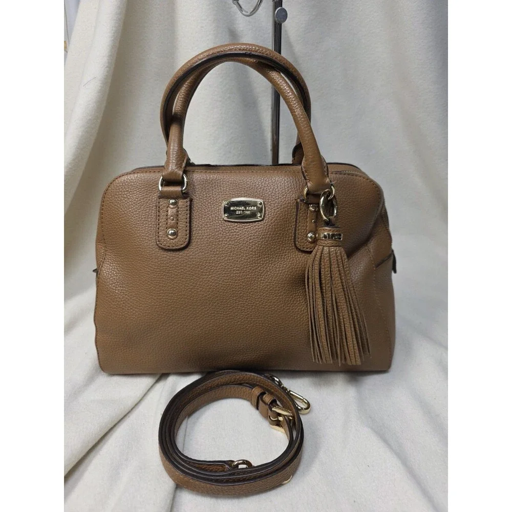 Michael Kors Cow Leather Medium Satchel Caramel/Tan Purse Hand Bag Crossbody